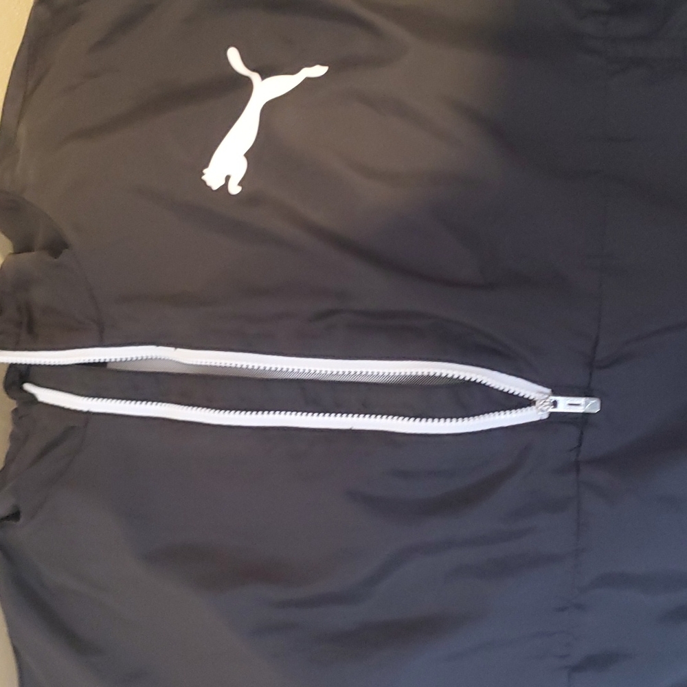 Black Puma windbreaker 3/4 zipper